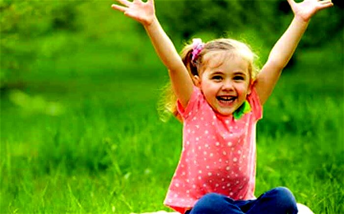 چگونه کودکان را خوشحال کنیم؟