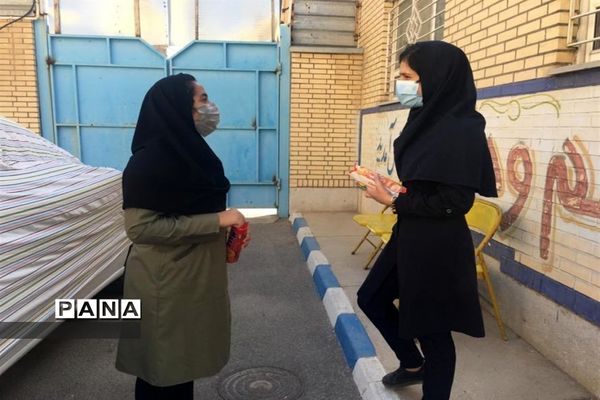 حضور پرشور دانش‌آموزان در مدرسه مرضیه شهرکرد