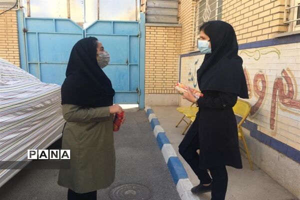 حضور پرشور دانش‌آموزان در مدرسه مرضیه شهرکرد