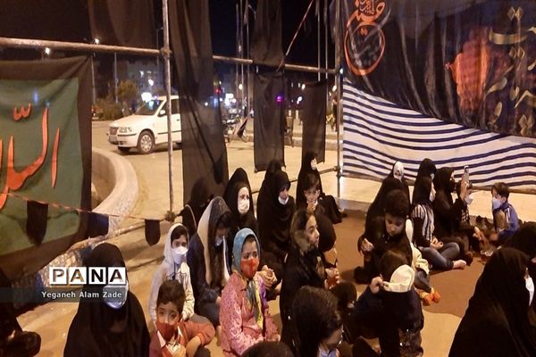 عزاداری مردم زاهدان در شب شهادت امام رضا (ع)