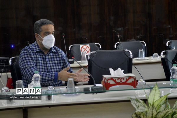 جلسه شورای انجمن و اولیا و مربیان آموزش و پرورش  استان بوشهر