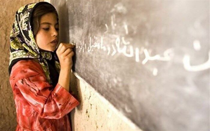 اختصاص ۵۰۰ میلیارد تومان برای تبلت دانش‌آموزان کم‌برخوردار در بودجه سال ۱۴۰۰