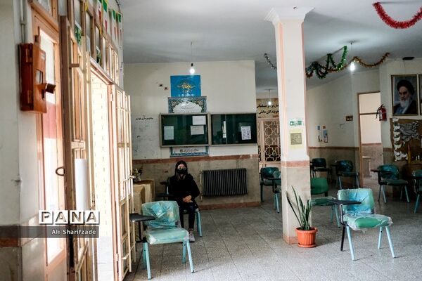 آغاز واکسیناسیون دانش‌آموزان