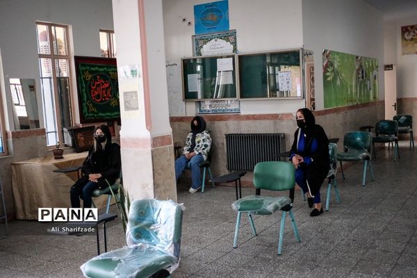 آغاز واکسیناسیون دانش‌آموزان