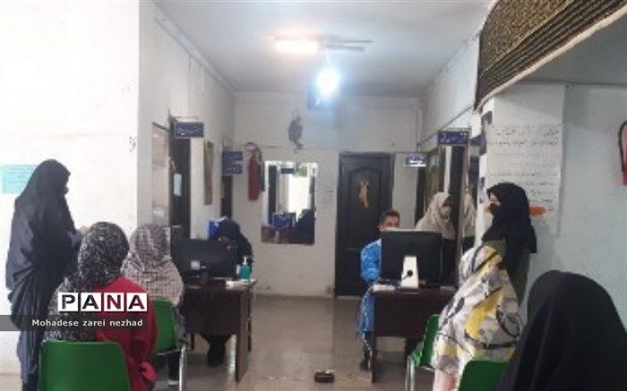 بیش از ۵۰‌درصد دانش‌آموزان شهرستان قرچک واکسینه شدند