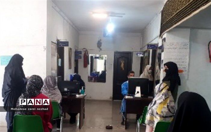 بیش از ۵۰‌درصد دانش‌آموزان شهرستان قرچک واکسینه شدند