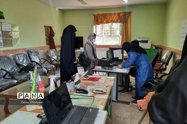 واکسیناسیون دانش‌آموزان شهرستان دماوند