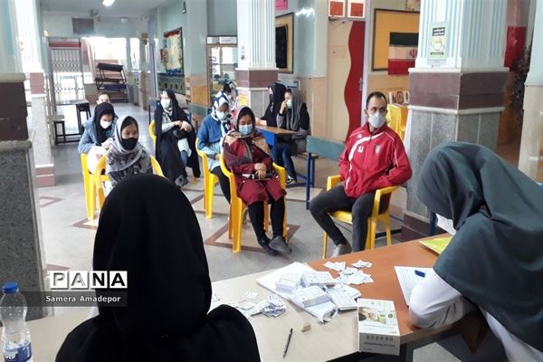 اجرای  طرح واکسیناسیون دانش‌آموزان در ملارد