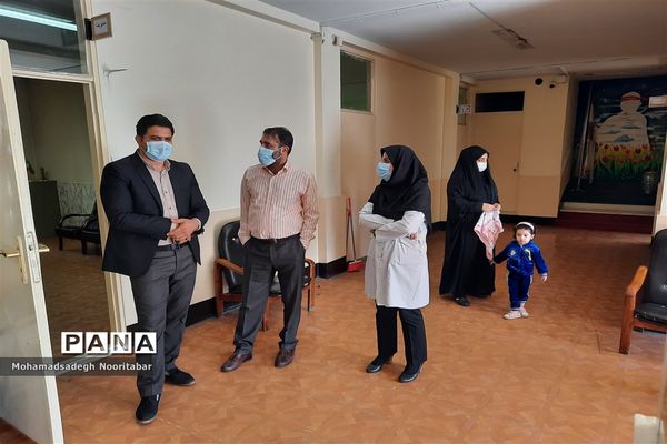 اجرای طرح واکسیناسیون دانش‌آموزی در ۵ حوزه منطقه ۱۵