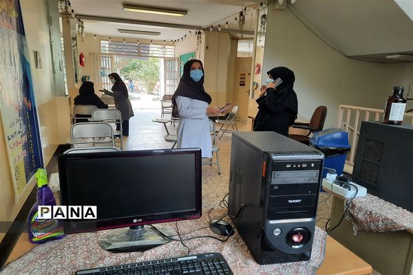 اجرای طرح واکسیناسیون دانش‌آموزی در ۵ حوزه منطقه ۱۵