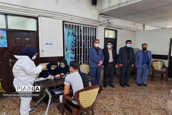 اجرای طرح واکسیناسیون دانش‌آموزی در ۵ حوزه منطقه ۱۵