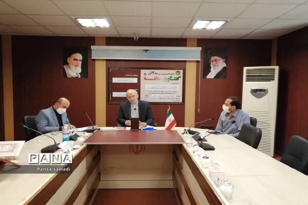 بازدید از مراکز واکسیناسیون  دانش آموزان منطقه ۱۳