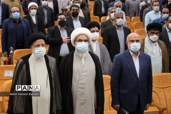 دیدار رئیس جمهوری با نخبگان ، علما ، خانواده شهدا ، ایثارگران و جمعی از اقشار مختلف مردم استان بوشهر