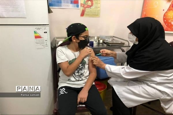 شرکت دانش‌آموزان متوسطه منطقه ۱۳ در مسابقه جلوه حضور