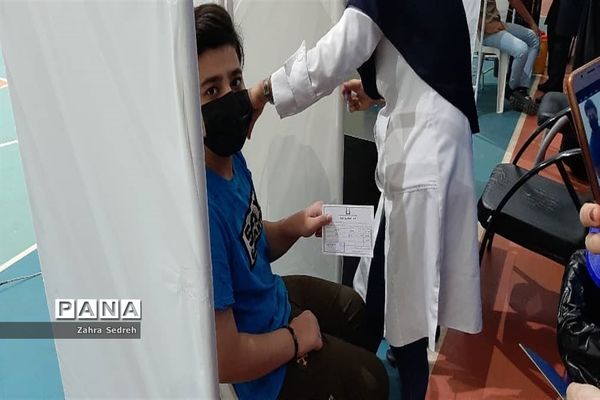آغاز واکسیناسیون دانش‌آموزان ناحیه ۴ اهواز