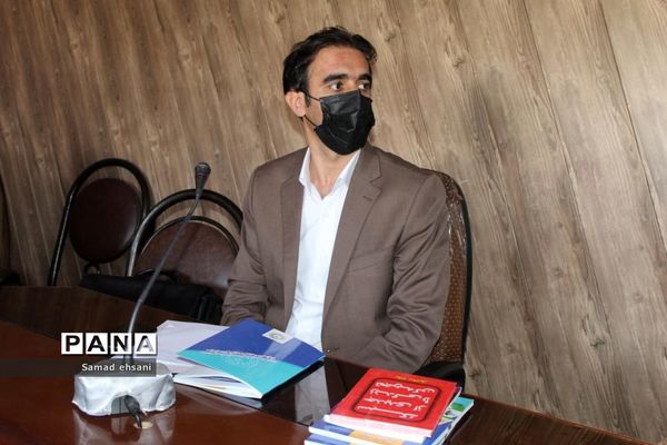 نشست توجیهی و تبیین باز مهندسی تشکیلات دانش‌آموزی پیشتازان کهگیلویه و بویراحمد