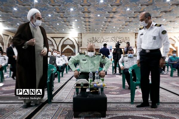 همایش تجلیل از رانندگان نمونه تهران