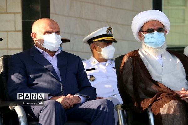 صبحگاه نیروی انتظامی در بوشهر