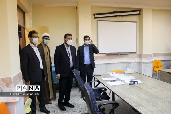 بازدید معاون پرورشی بوشهر  از آثار ارسالی اولین جشنواره مفلحون