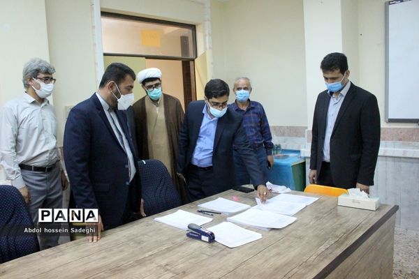 بازدید معاون پرورشی بوشهر  از آثار ارسالی اولین جشنواره مفلحون