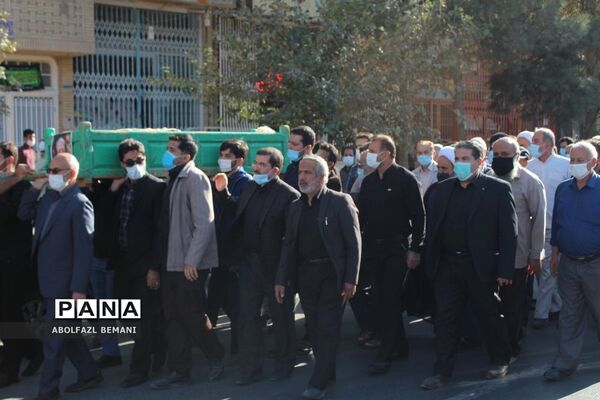 تشییع پیکر معلم هنرمند محمود مدنی