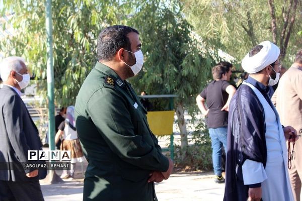 تشییع پیکر معلم هنرمند محمود مدنی