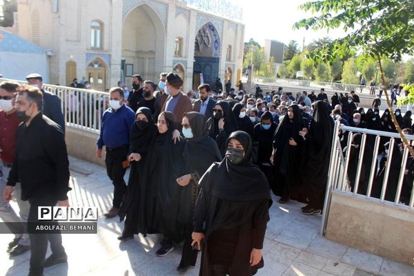 تشییع پیکر معلم هنرمند محمود مدنی