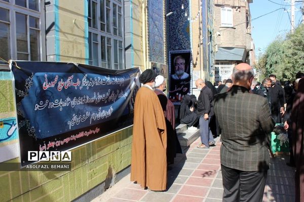 تشییع پیکر معلم هنرمند محمود مدنی