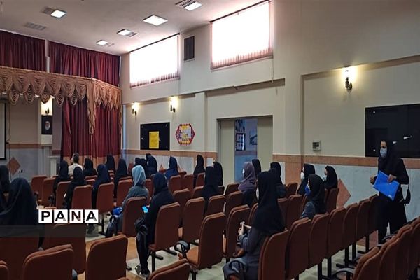 برگزاری جلسه  امورتربیتی و پرورشی با محوریت ارائه طرح کوچ در ناحیه ۴کرج