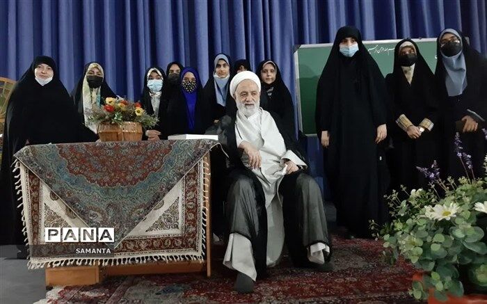شرکت دانش‌آموزان در مسابقه درس‌هایی از قرآن باعث  افزایش آگاهی و روحیه دینی می‌شود