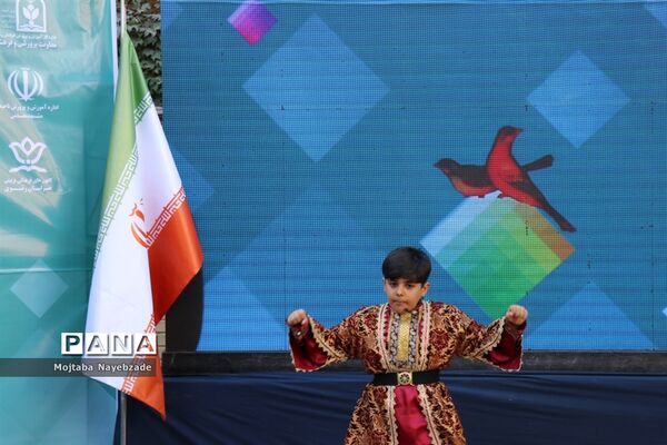 آیین استانی افتتاحیه چهلمین جشنواره فرهنگی هنری دانش آموزان خراسان رضوی