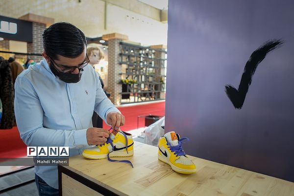 نمایشگاه پوشاک و طراحی لباس