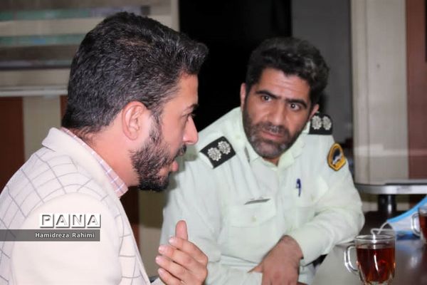 دیدار با سرپرست کلانتری کیانشهر منطقه ۱۵ به مناسبت هفته نیروی انتظامی