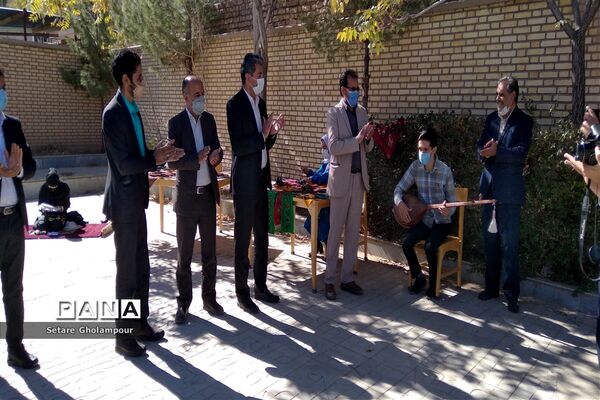 آیین افتتاحیه چهلمین جشنواره فرهنگی و هنری دانش آموزان