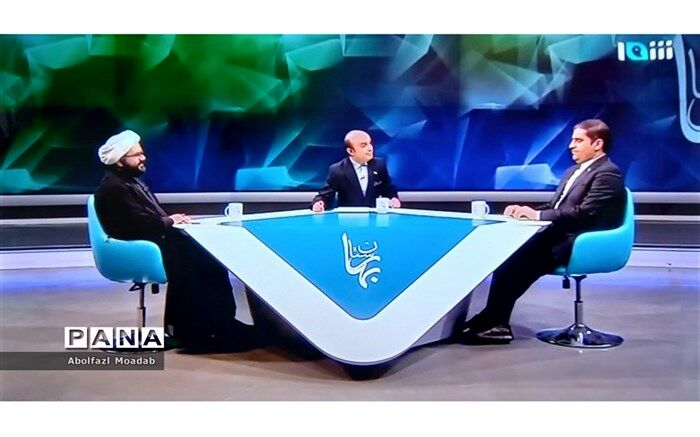 گردشگران برای دیدن کوه های سربه فلک کشیده به ترشیز بیایند