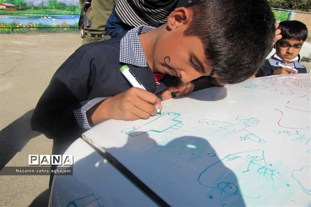 جشن آموزشی سلامت روان با مشارکت نیروی انتظامی