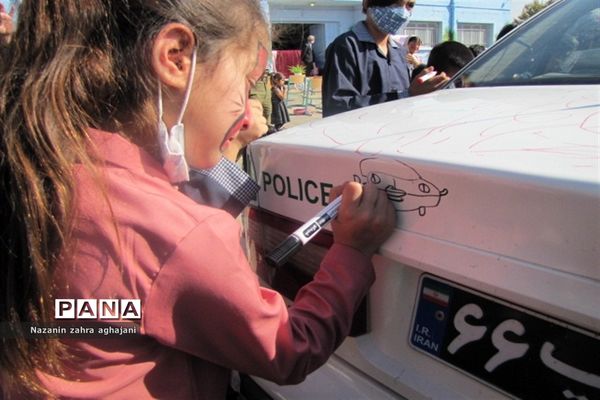 جشن آموزشی سلامت روان با مشارکت نیروی انتظامی