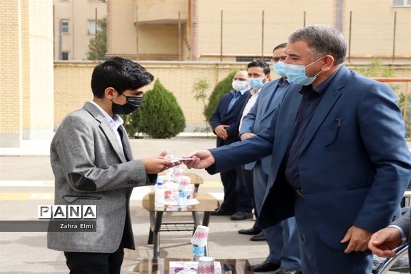 آیین بزرگداشت هفته بهداشت روان