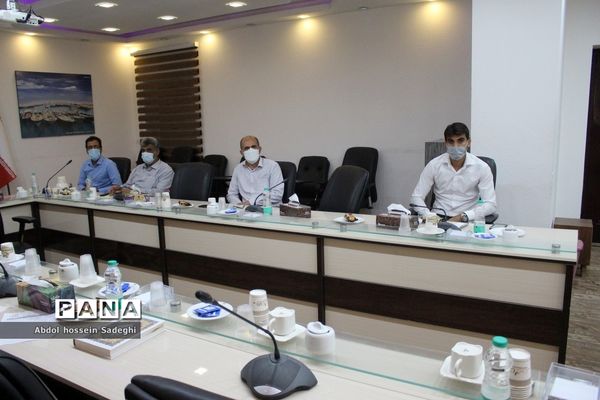 جلسه روسا و مسئولان مراکز و هسته‌های مشاوره آموزش و پرورش استان بوشهر