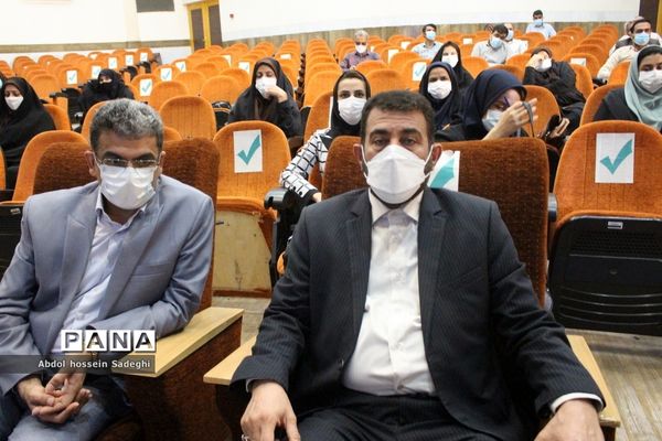 تجلیل از سرگروه‌های برتر فعالیت‌های پرورشی و درس تفکر و سبک زندگی استان بوشهر