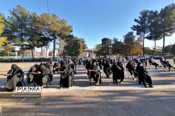 مراسم انتخابات انجمن اولیا و مربیان دبیرستان امام خمینی (ره) کاشمر
