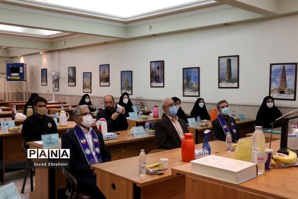 نشست گروه دوم کارشناسان سازمان دانش آموزی خراسان رضوی