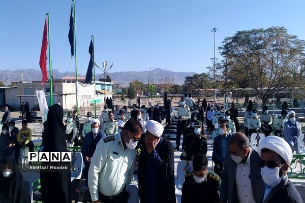 برگزاری آیین غبار روبی و عطر افشانی مزار شهدا روستای دهنو خلیل آباد