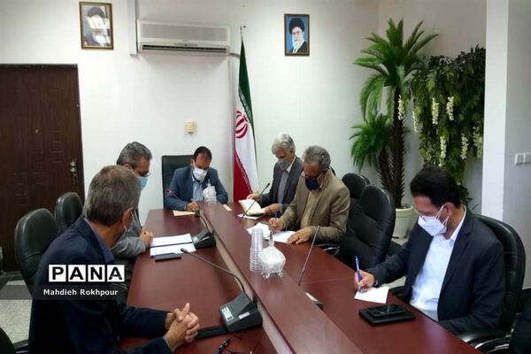 برگزاری جلسه بحران با محوریت پیشگیری از خسارات احتمالی  در اداره‌کل راه و شهرسازی