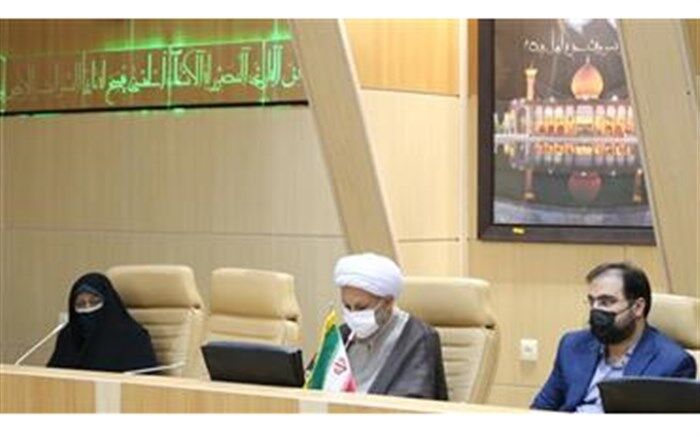 اشتغالزایی نقش مهمی در کاهش آسیب‌های حوزه زنان دارد