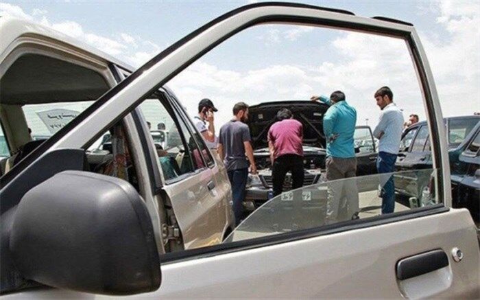 عجیب اما واقعی؛ فروش خودروهای ۱۰۰ میلیونی به قیمت ۵ میلیون تومان!/فیلم