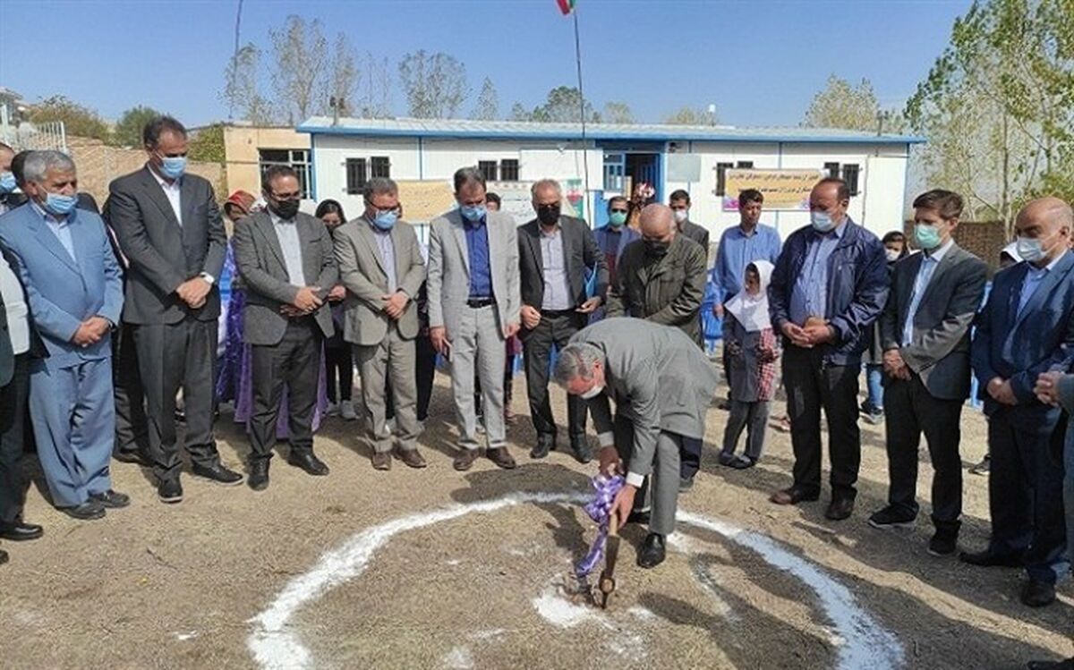 آیین کلنگ‌زنی مدرسه3 کلاسه خیرساز شهدای روستای شیخ احمد اردبیل
