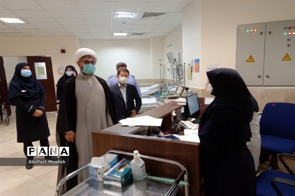 بازدید وتقدیر امام جمعه کاشمر از زحمات کادر درمان