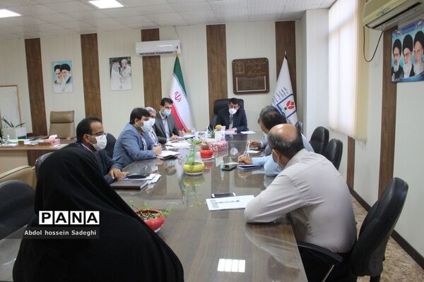 جلسه هم‌اندیشی حوزه معاونت پرورشی و فرهنگی اداره‌کل آموزش و پرورش استان بوشهر