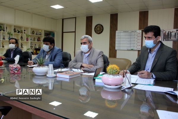 جلسه هم‌اندیشی حوزه معاونت پرورشی و فرهنگی اداره‌کل آموزش و پرورش استان بوشهر